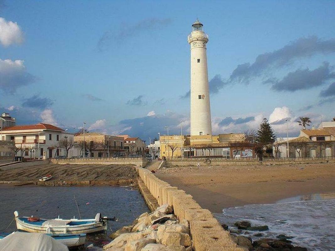 Sul Mare E Sotto Le Stelle Di Roccazzelle-Manfria Apartment Gela Bagian luar foto